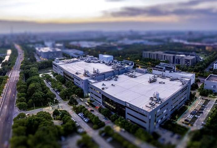西部数据上海工厂荣获“可持续发展灯塔工厂”称号