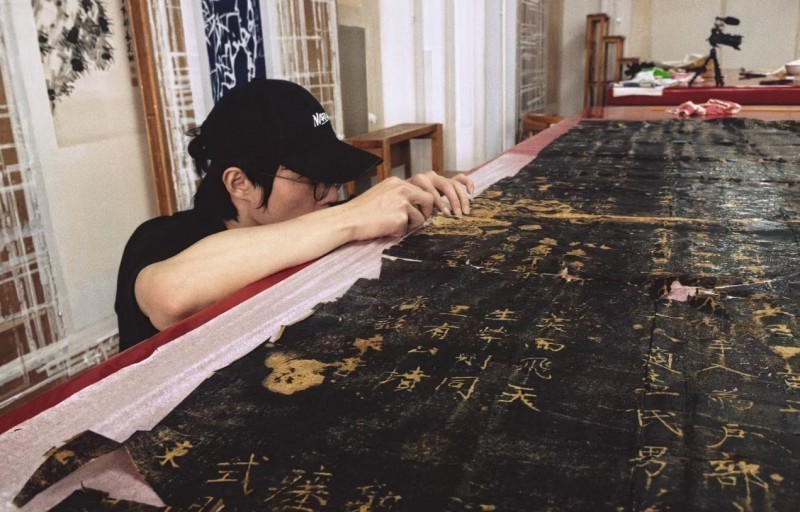 当文物修复遇见影像记录：闪迪创作者系列守护古书画重生的每一帧